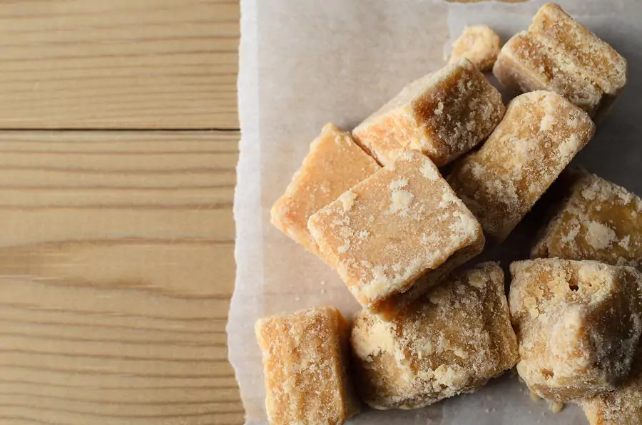 Scottish Tablet Fudge | Stay at Home Mum